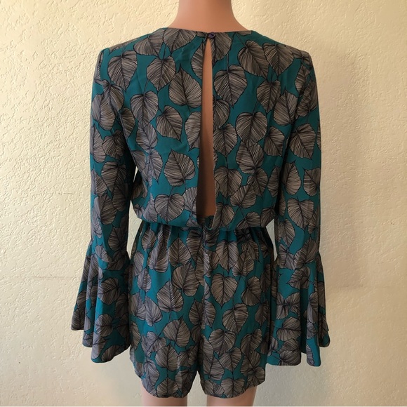 Mas Animale Overall Romper Women’s Size 36(XS/S) Green/Gray Long Flared Sleeves - Picture 2 of 16